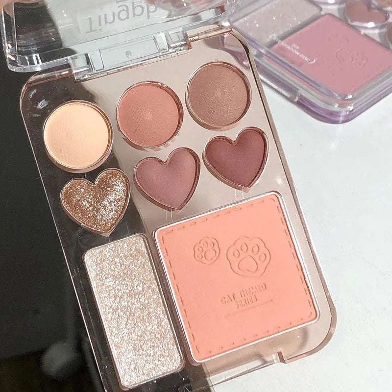 💖✨ Paleta 3 em 1 Coração – Sombras, Blush e Iluminador