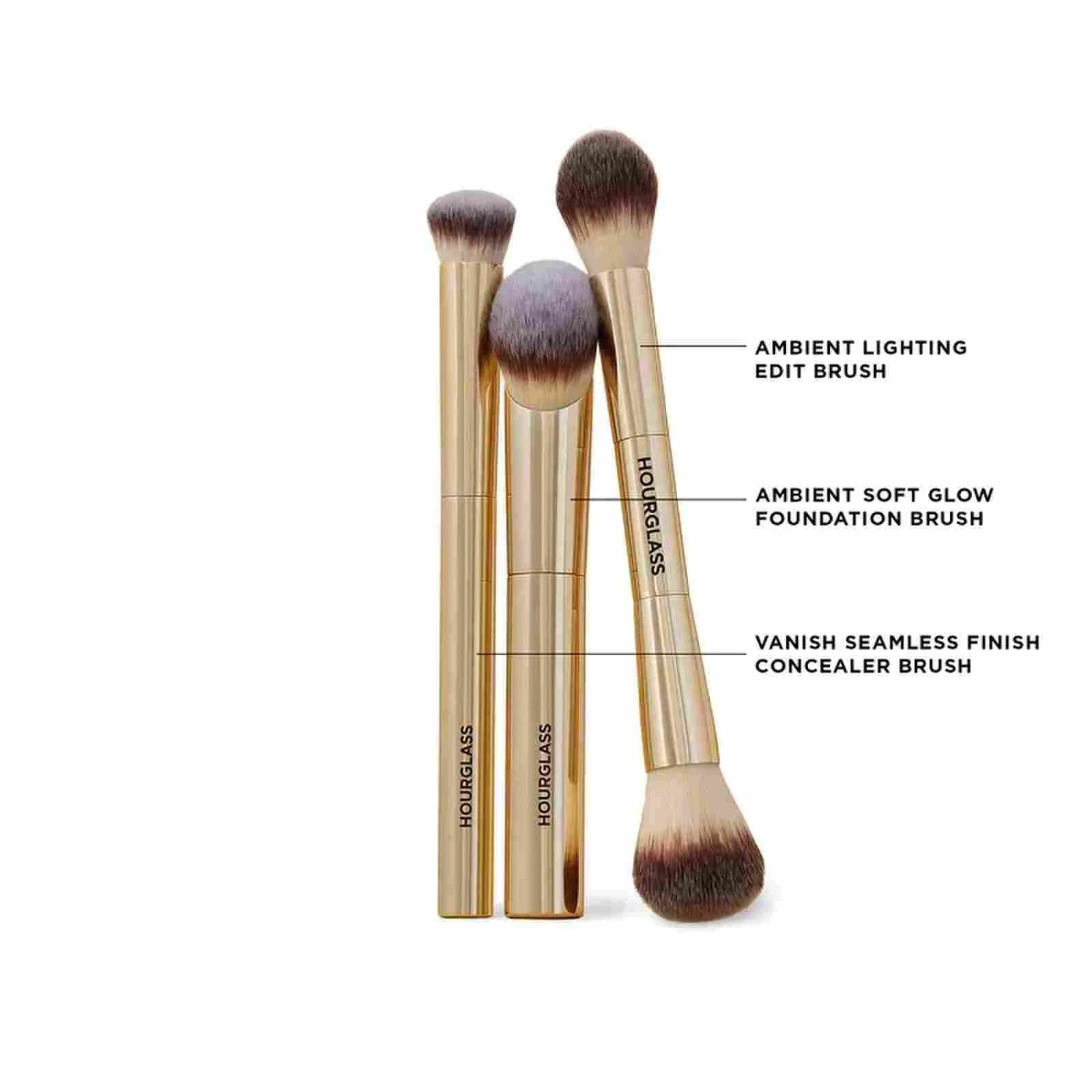 Kit de Pincéis HOURGLASS Complexion Essentials – Série Dragão com 3 Pincéis de Maquiagem, Caixa de Embalagem e Porta-Pincéis