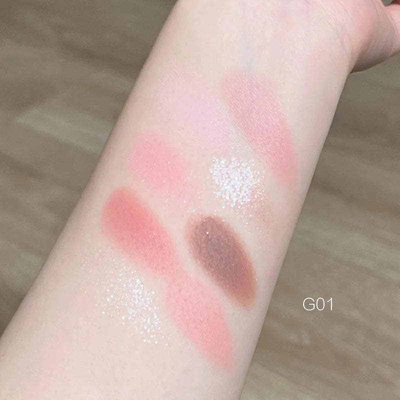 💖✨ Paleta 3 em 1 Coração – Sombras, Blush e Iluminador