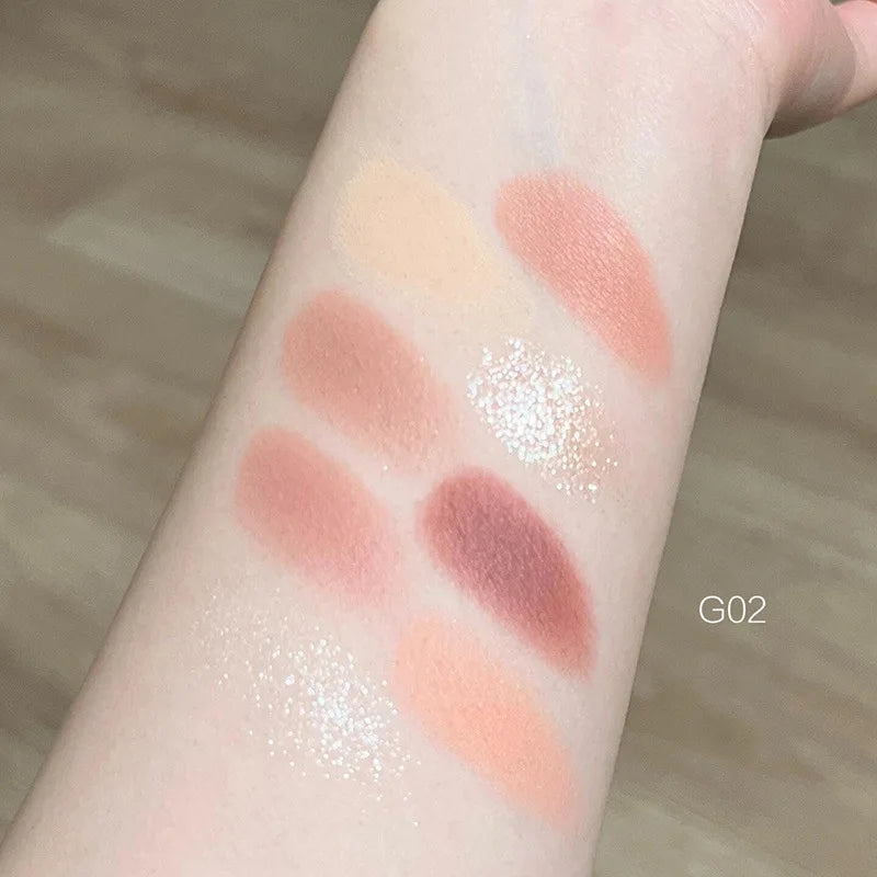 💖✨ Paleta 3 em 1 Coração – Sombras, Blush e Iluminador