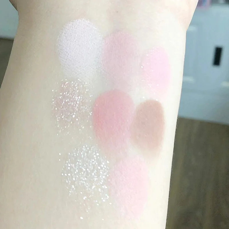 💖✨ Paleta 3 em 1 Coração – Sombras, Blush e Iluminador